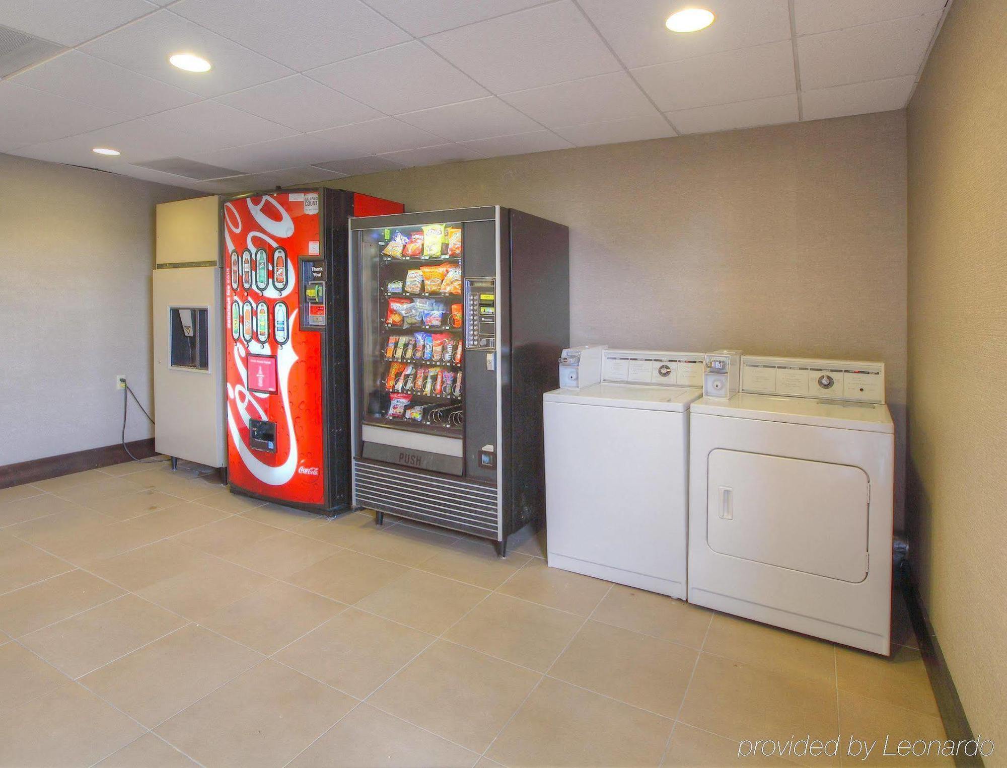 Hampton Inn Tuscaloosa - East Extérieur photo